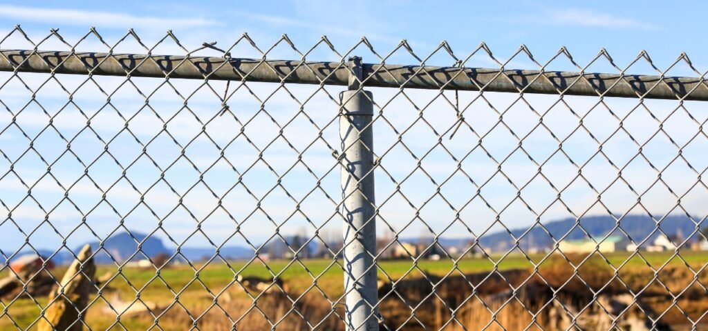 Chain Link Fence Installation and repair - North Shore IL