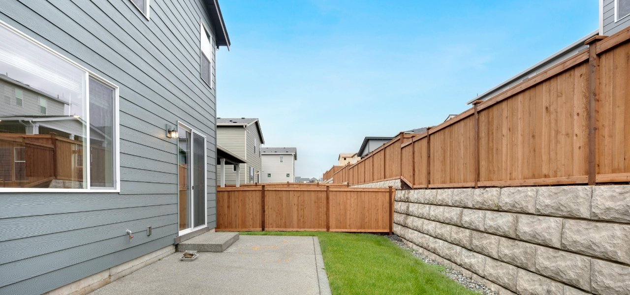 Durable Wood and aluminum fence installed in North Shore IL for Residential Properties - Atlantic Fence Inc